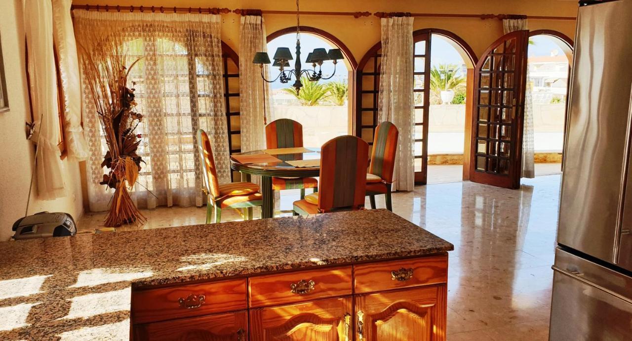 Sunny House With Private Pool And Sea View Villa Costa Adeje  Ngoại thất bức ảnh